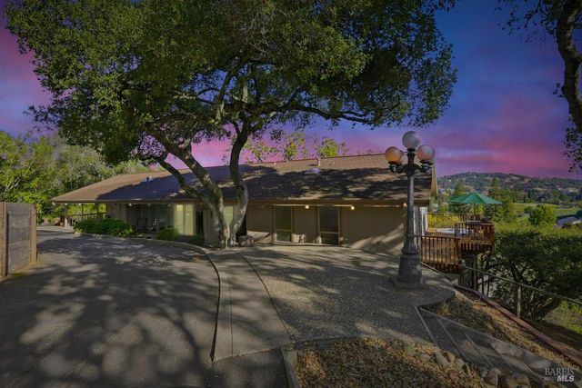$1,749,000 | 16 Burning Tree Drive, Novato, CA 94949