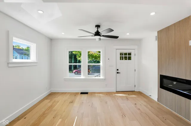 $409,900 | 5527 Carrollton Avenue, Indianapolis, IN 46220