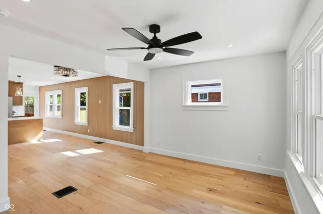 $409,900 | 5527 Carrollton Avenue, Indianapolis, IN 46220