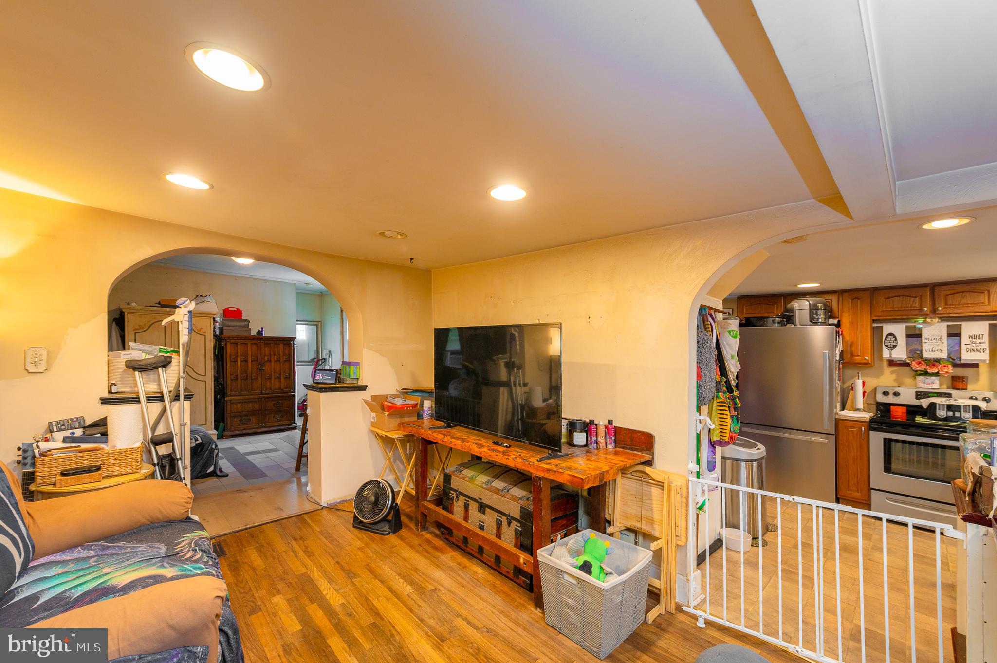 2045 Main Street Lititz, PA 17543 - Photo 7 of 33