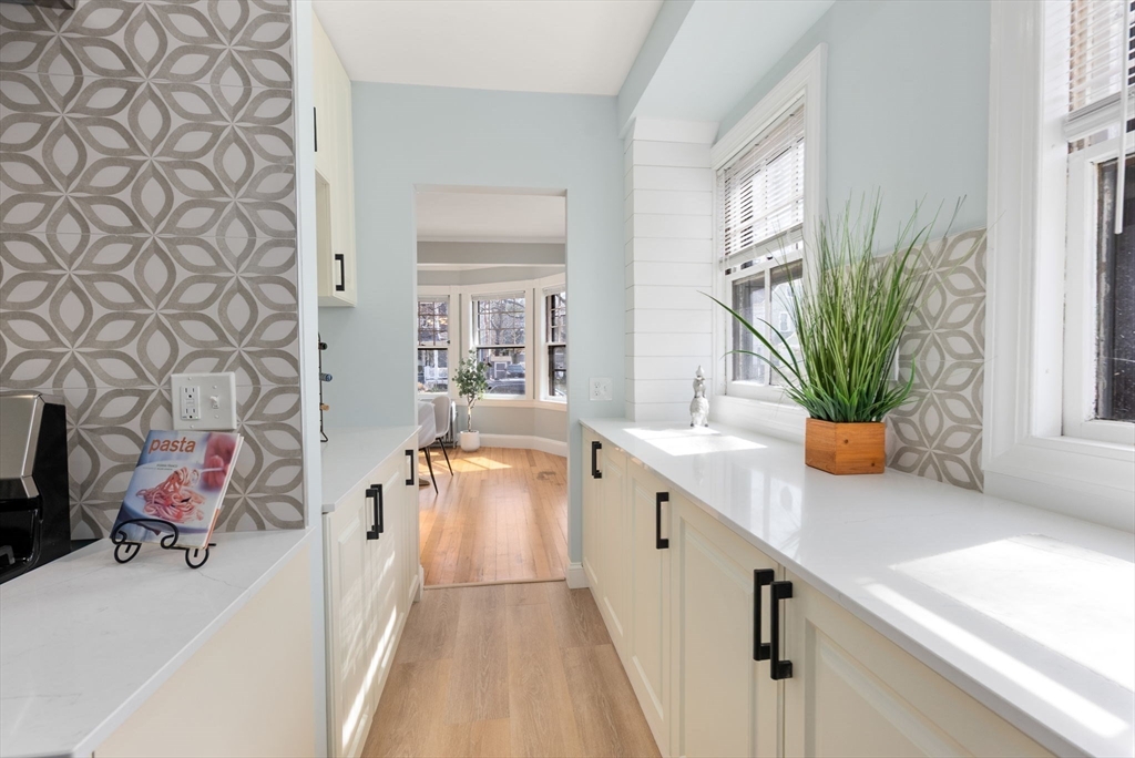 30 Firglade Avenue Springfield, MA 01108 - Photo 12 of 40