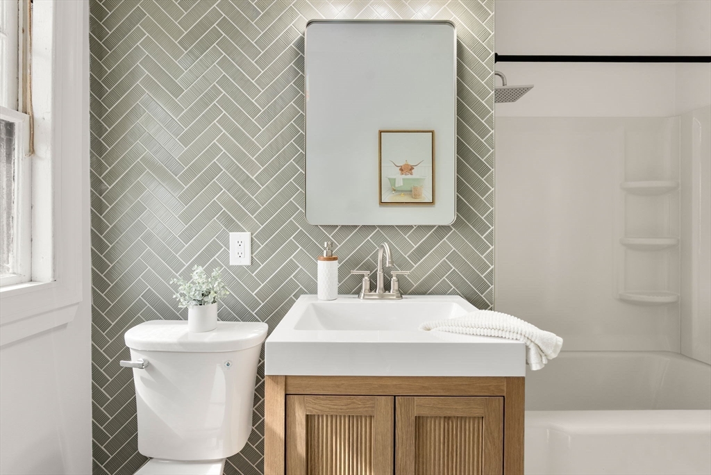 30 Firglade Avenue Springfield, MA 01108 - Photo 21 of 40