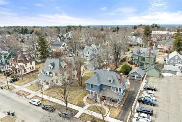 $549,900 | 30 Firglade Avenue, Springfield, MA 01108