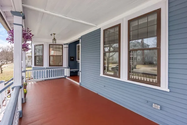 $549,900 | 30 Firglade Avenue, Springfield, MA 01108