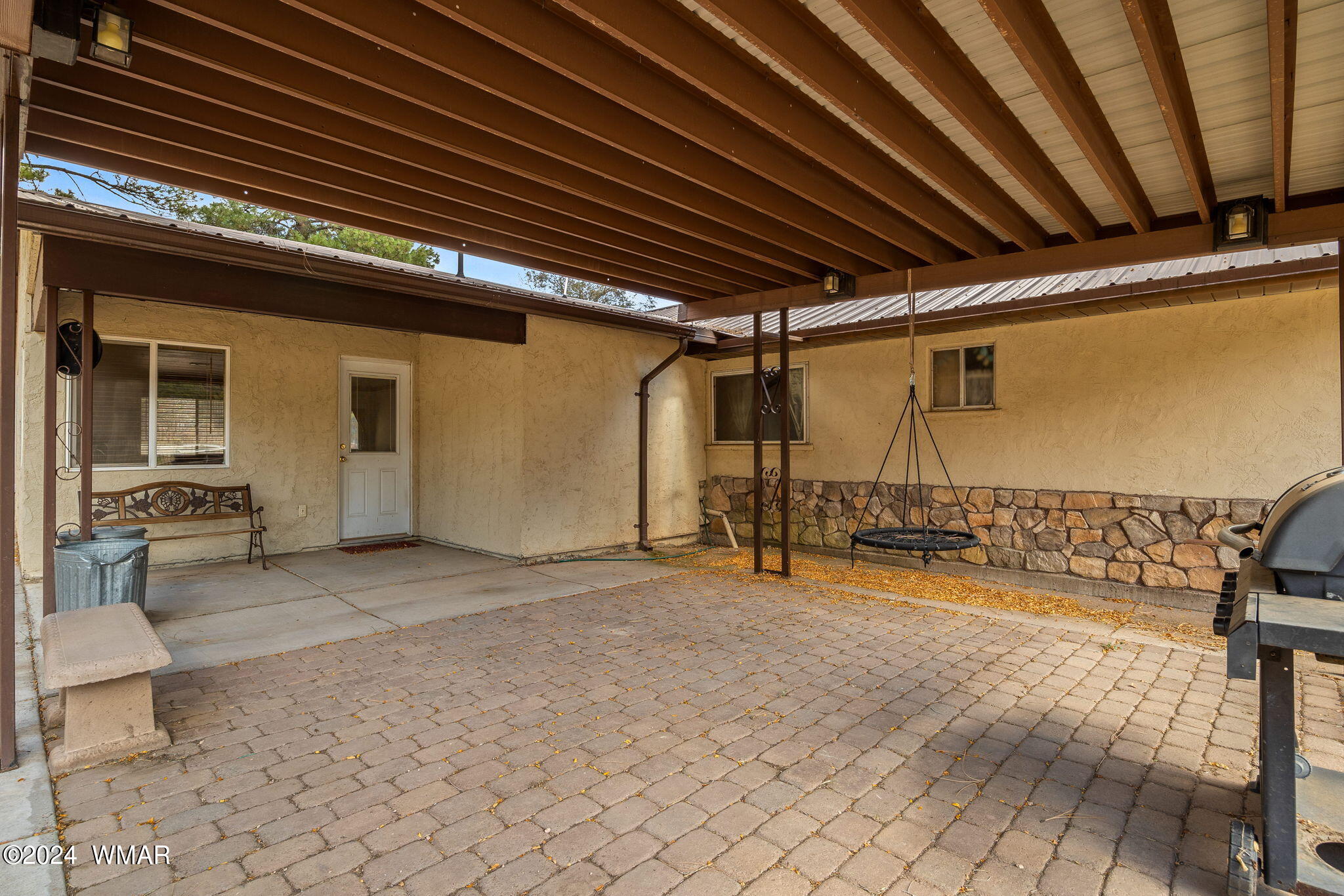3368 Buckskin Canyon Road Heber, AZ 85928 - Photo 25 of 48 a view of a indoor garage