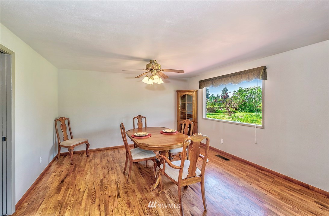 17697 Greenacres Road Mount Vernon, WA 98273 - Photo 4 of 13 Gallery Image 4