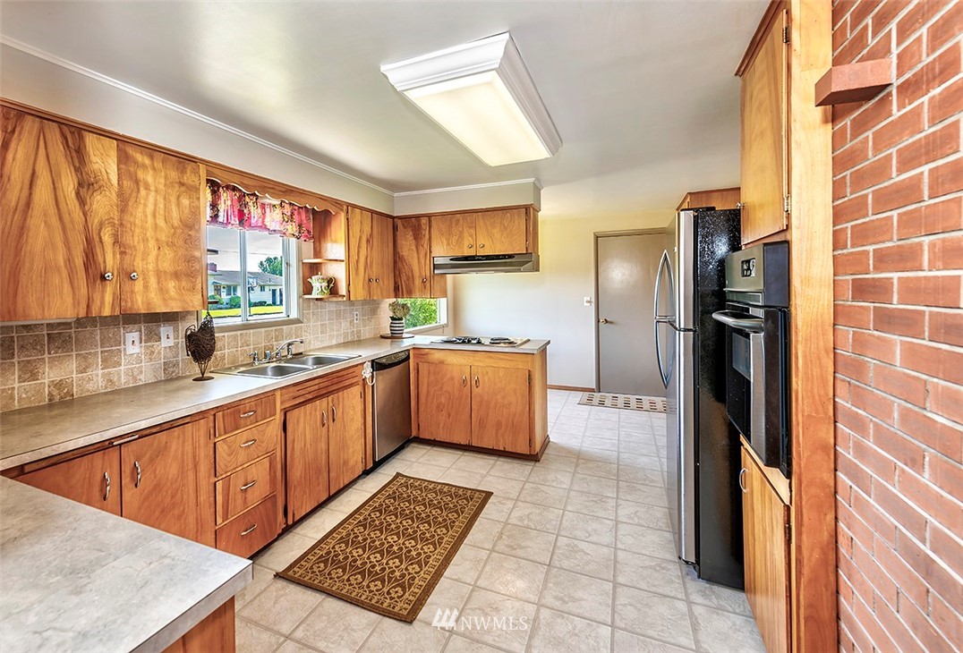 17697 Greenacres Road Mount Vernon, WA 98273 - Photo 5 of 13 Gallery Image 5