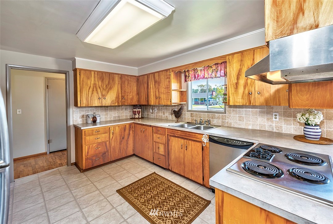 17697 Greenacres Road Mount Vernon, WA 98273 - Photo 6 of 13 Gallery Image 6