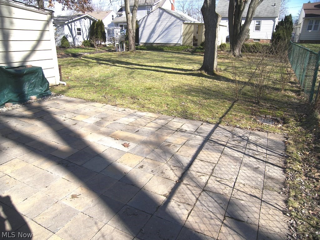 1739 Lyndhurst Road Lyndhurst, OH 44124 - Photo 21 of 21