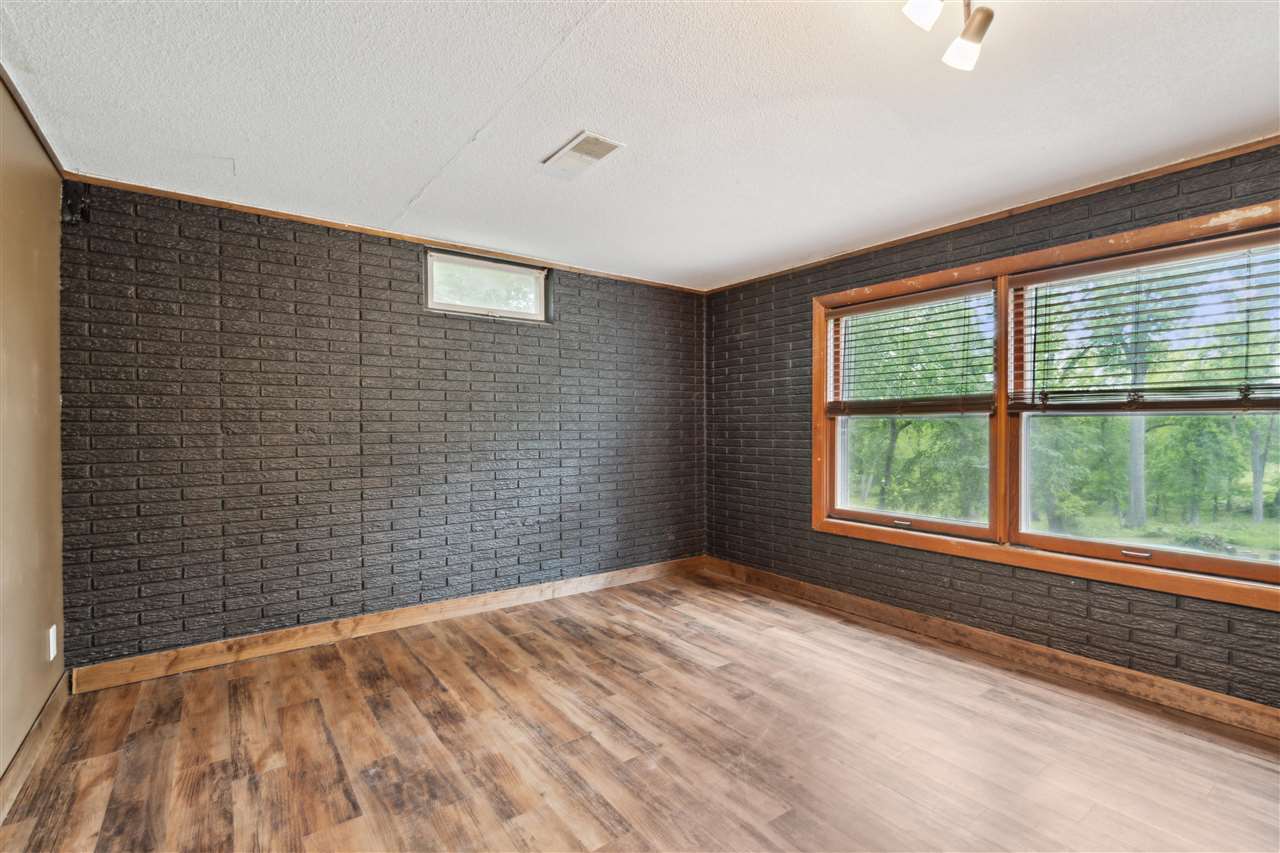 6610 Berry Road Southeast Cedar Rapids, IA 52403 - Photo 28 of 37 Gallery Image 28