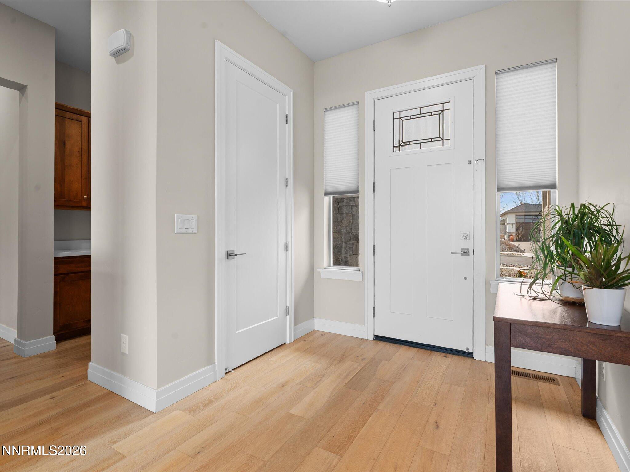 921 Rainshadow Way Gardnerville, NV 89460 - Photo 4 of 36 05-921 Rainshadow Wy-104