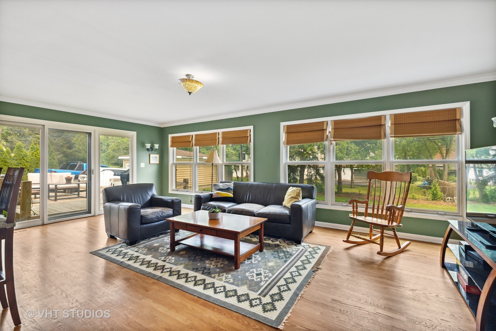 851 Warrington Road Deerfield, IL 60015 - Photo 12 of 25 a living room with furniture and a floor to ceiling window