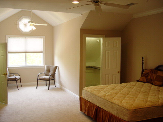 17 Fairhope Court Fairhope, AL 36532 - Photo 12 of 19 Master bedroom