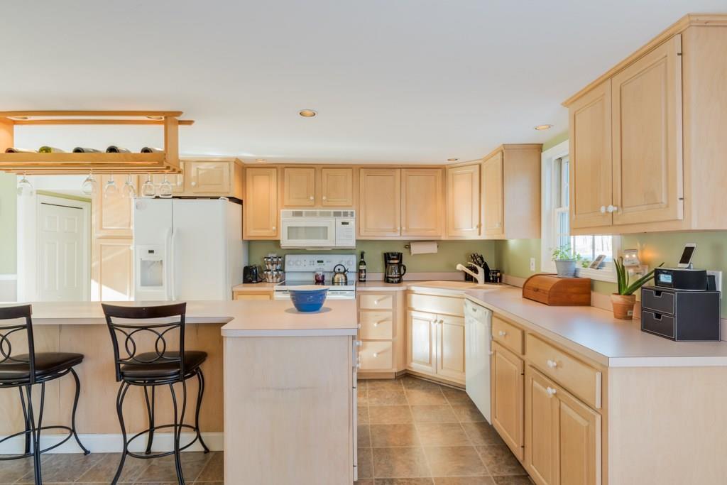152 Yarmouth Road Gray, ME 04039 - Photo 2 of 35 Kitchen