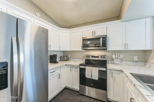 $399,500 | 1120 North Val Vista Drive, Unit 29, Gilbert, AZ 85234