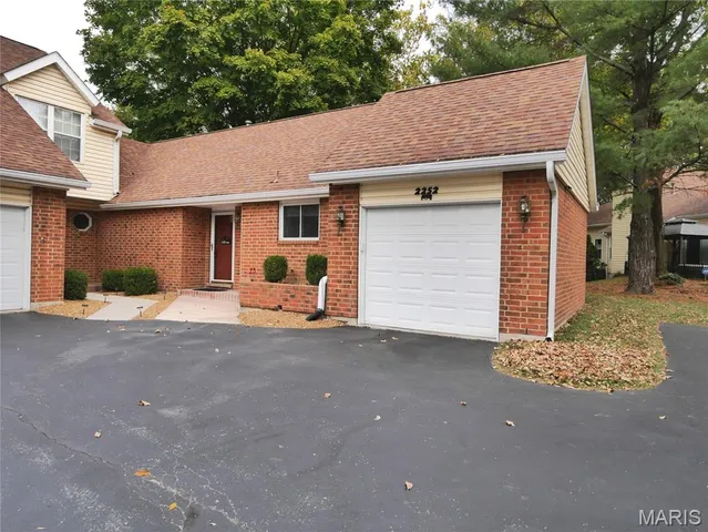 $169,900 | 2252 Riverwood Trails Drive, Florissant, MO 63031