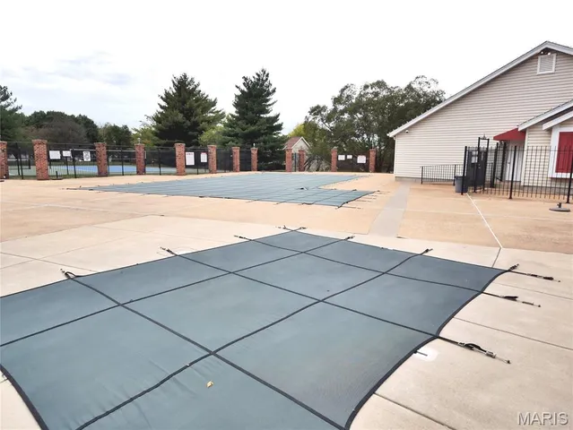 $169,900 | 2252 Riverwood Trails Drive, Florissant, MO 63031