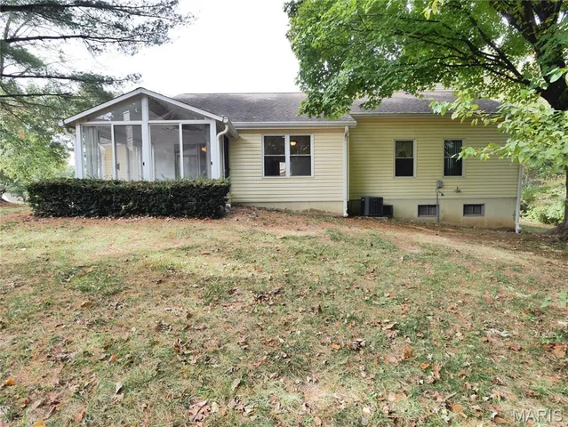 $169,900 | 2252 Riverwood Trails Drive, Florissant, MO 63031