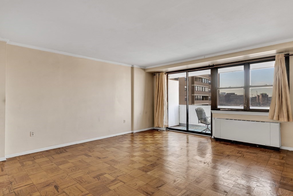 6 Whittier Place, Unit 7P Boston, MA 02114 - Photo 11 of 39