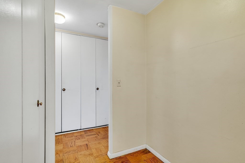 6 Whittier Place, Unit 7P Boston, MA 02114 - Photo 23 of 39