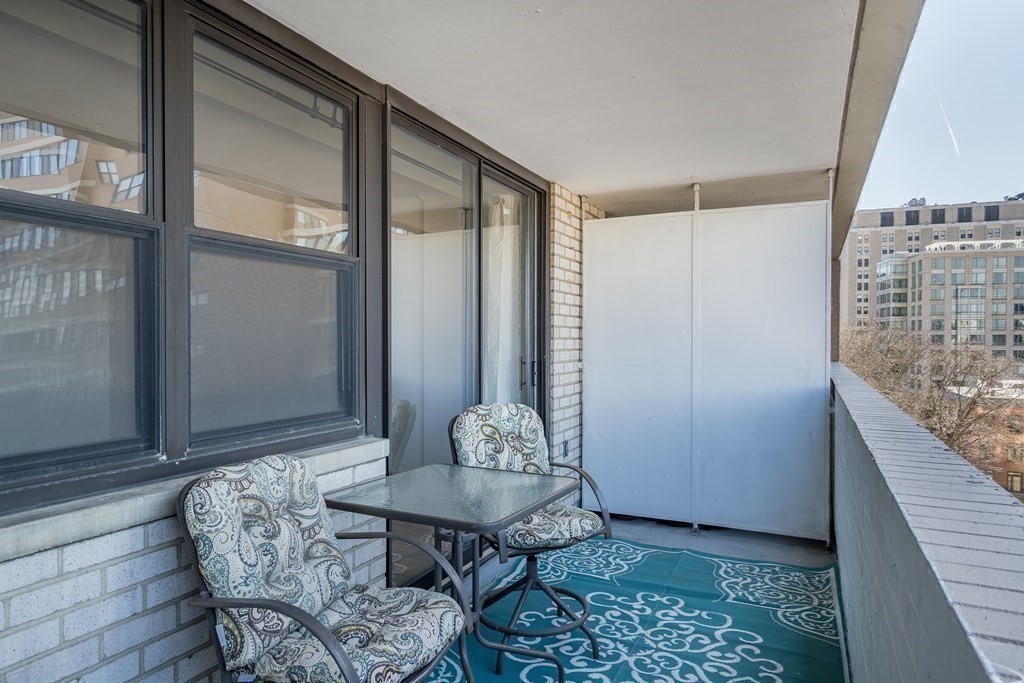 6 Whittier Place, Unit 7P Boston, MA 02114 - Photo 28 of 39