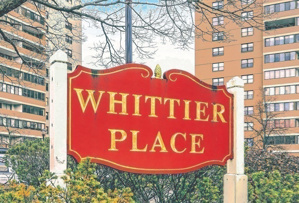 6 Whittier Place, Unit 7P Boston, MA 02114 - Photo 38 of 39