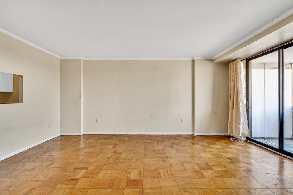 6 Whittier Place, Unit 7P Boston, MA 02114 - Photo 7 of 39