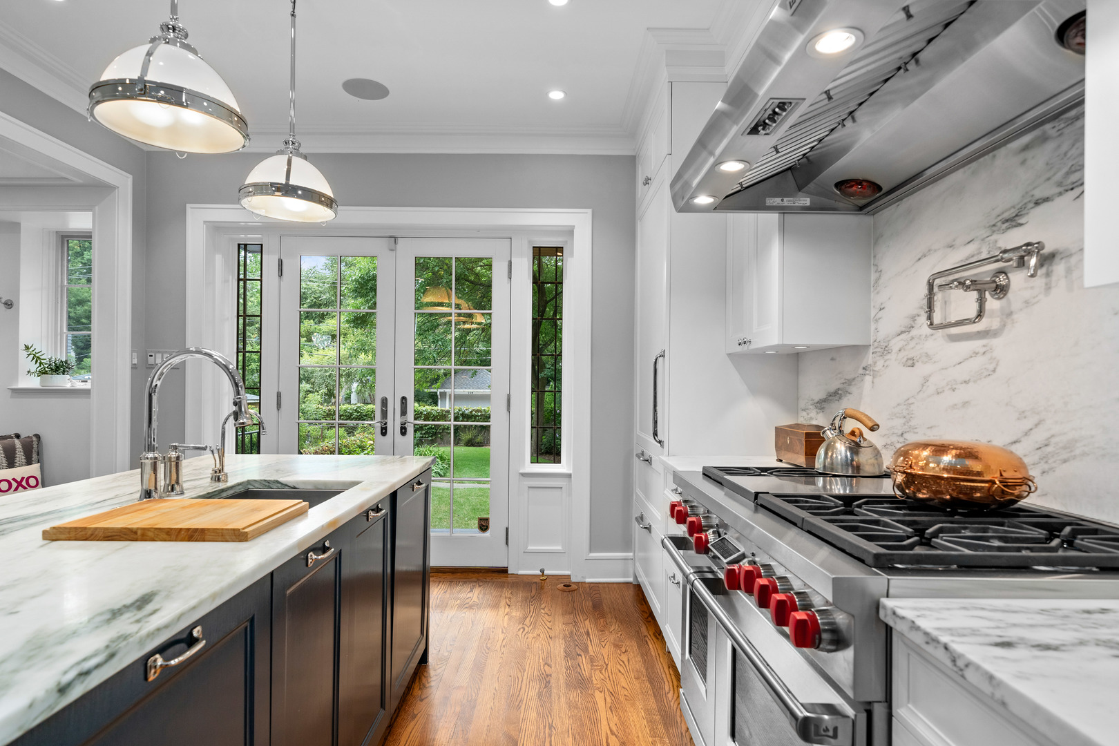 732 Sheridan Road Evanston, IL 60202 - Photo 13 of 46 a kitchen with a stove and a sink