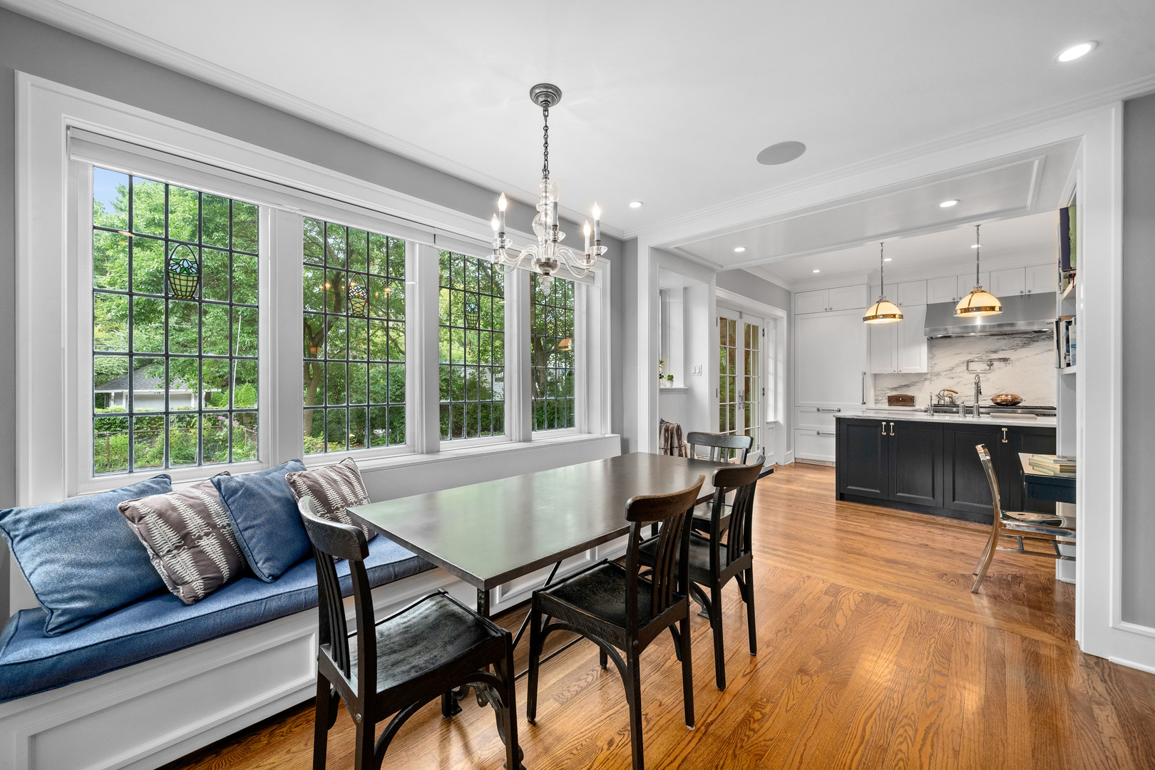 732 Sheridan Road Evanston, IL 60202 - Photo 19 of 46 a view of a dining room with furniture window and outside view