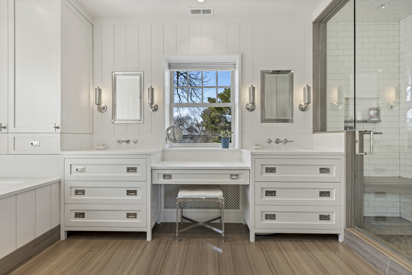 732 Sheridan Road Evanston, IL 60202 - Photo 24 of 46 a view of cabinets a bed and a dresser