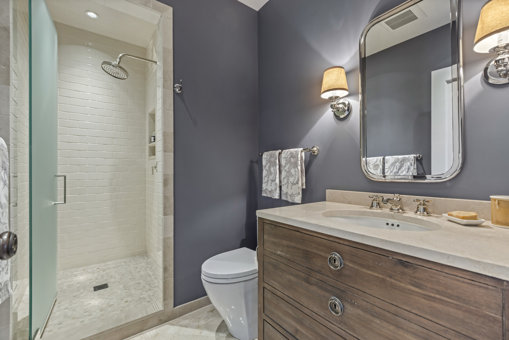 732 Sheridan Road Evanston, IL 60202 - Photo 35 of 46 a bathroom with a sink a toilet and shower