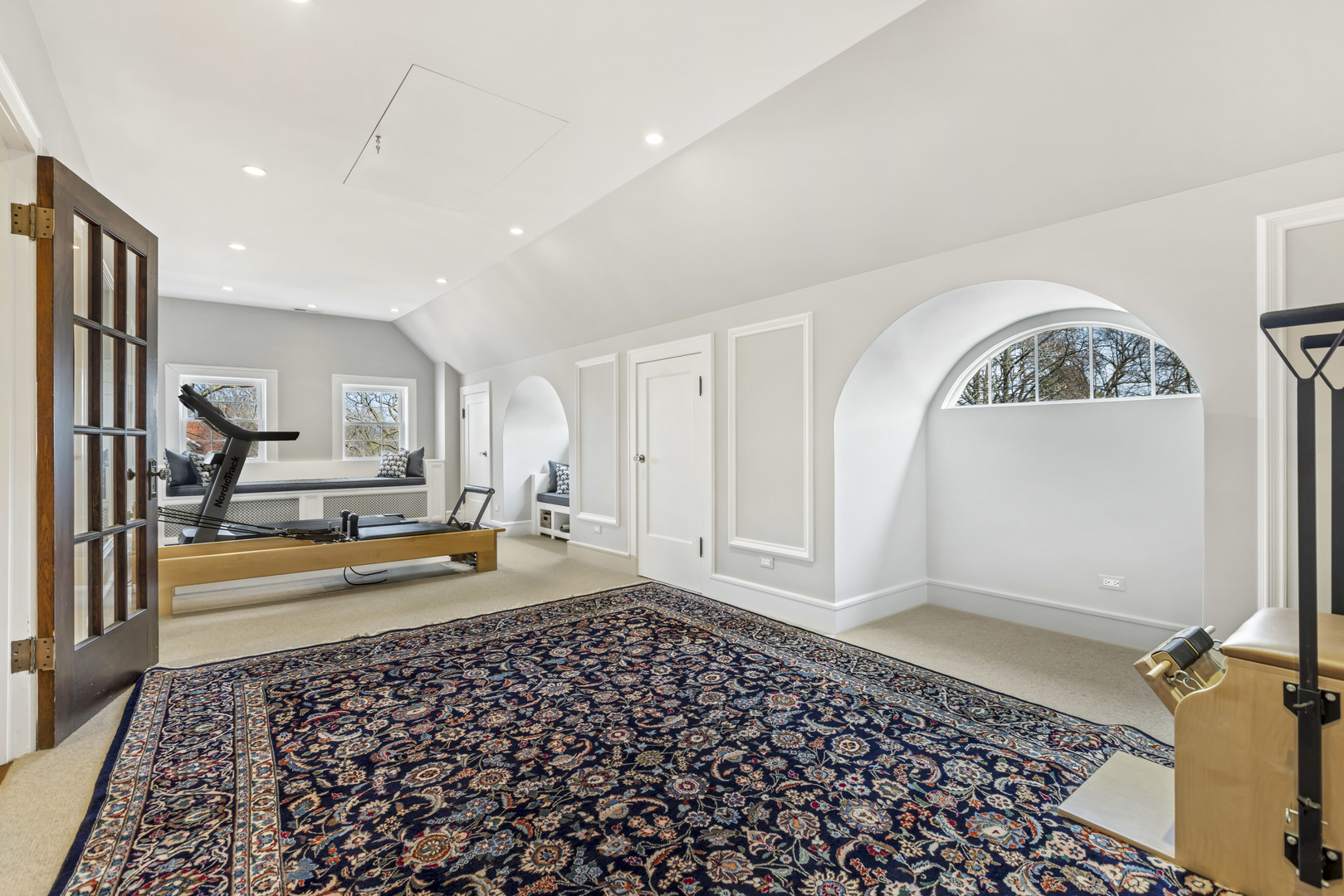 732 Sheridan Road Evanston, IL 60202 - Photo 36 of 46 a view of an empty room with a window