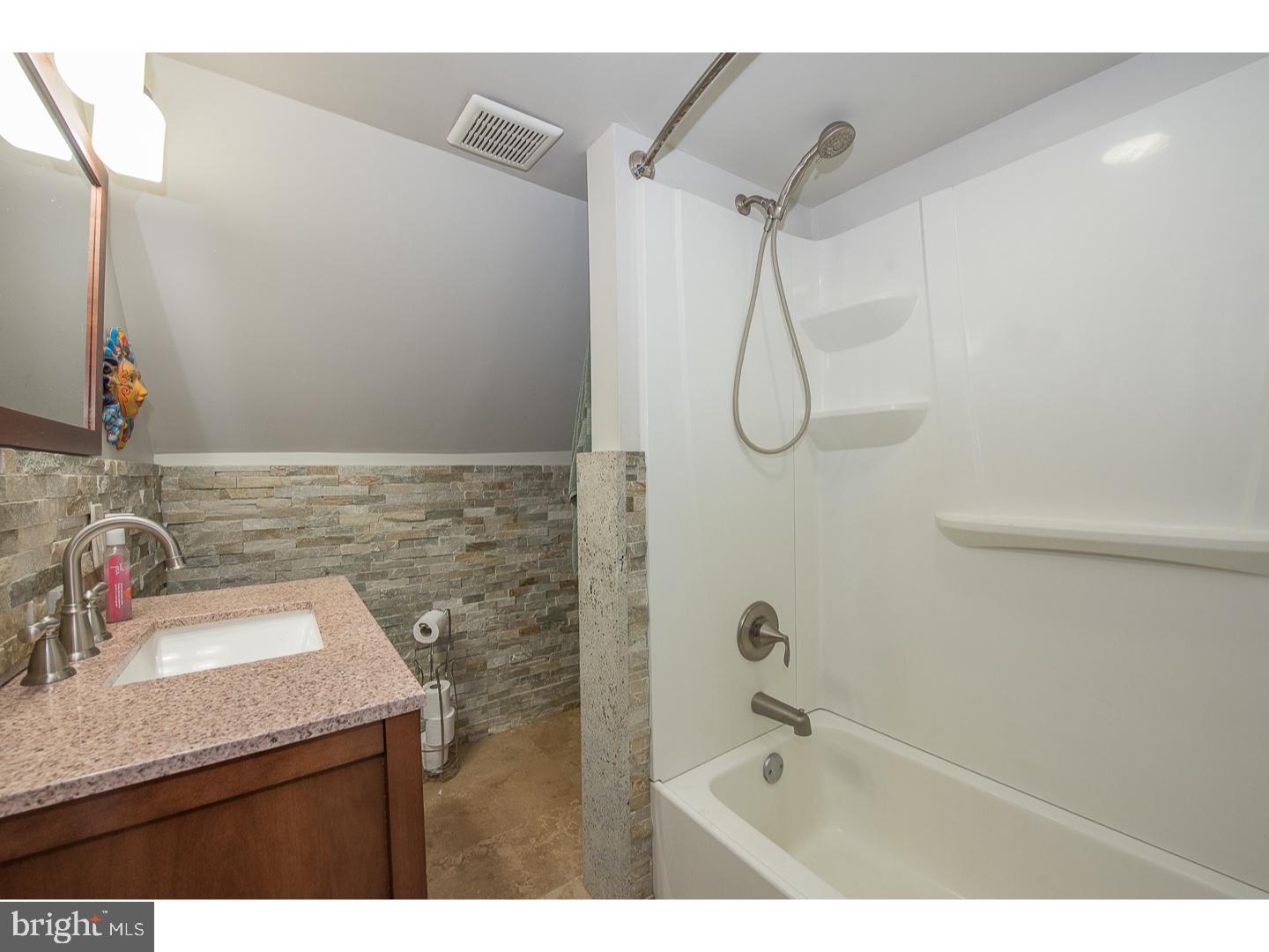 40 Ashley Road Newtown Square, PA 19073 - Photo 13 of 25