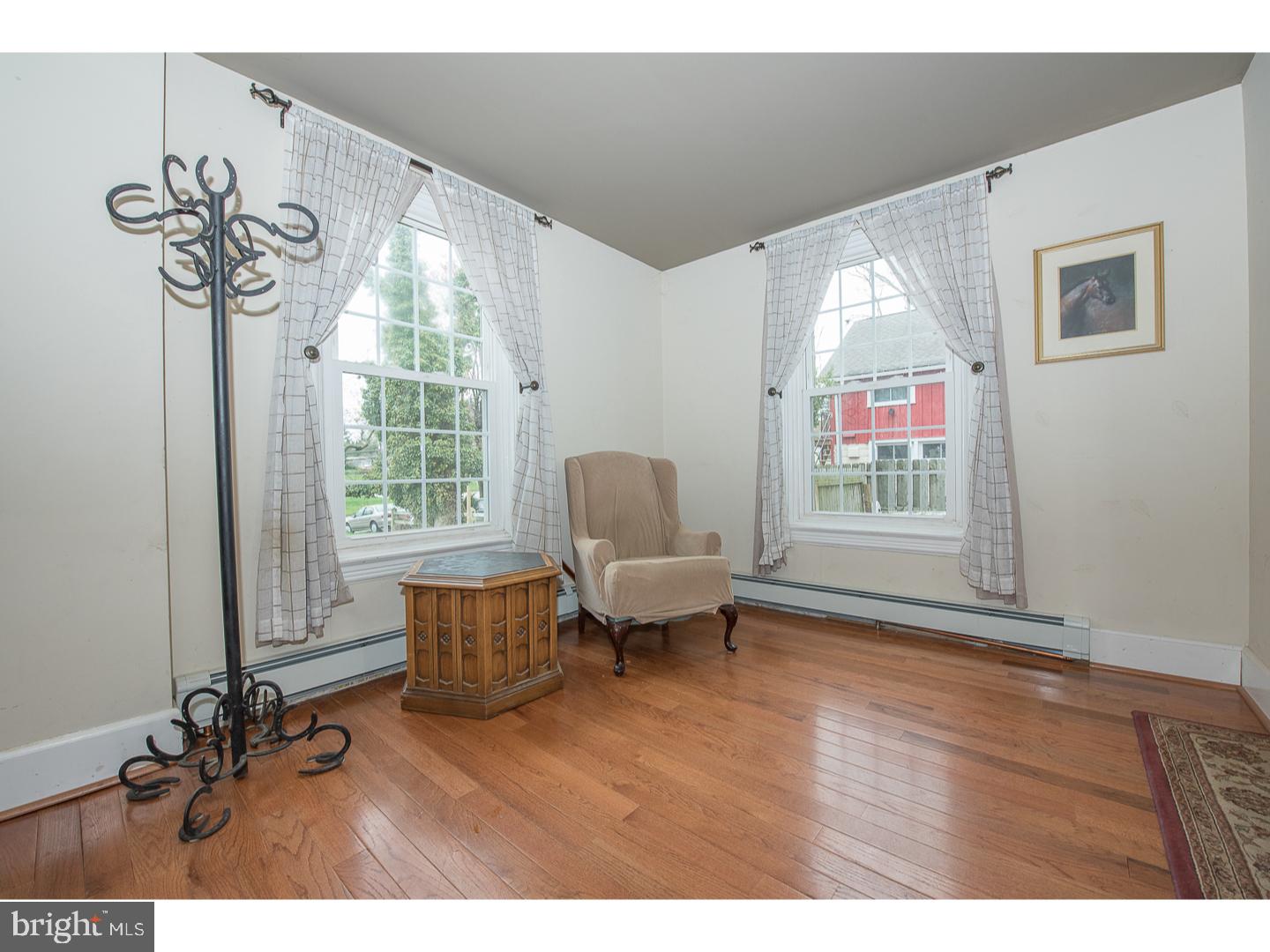 40 Ashley Road Newtown Square, PA 19073 - Photo 3 of 25