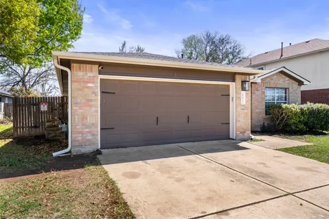 $290,000 | 202 Matthew Cove, Hutto, TX 78634