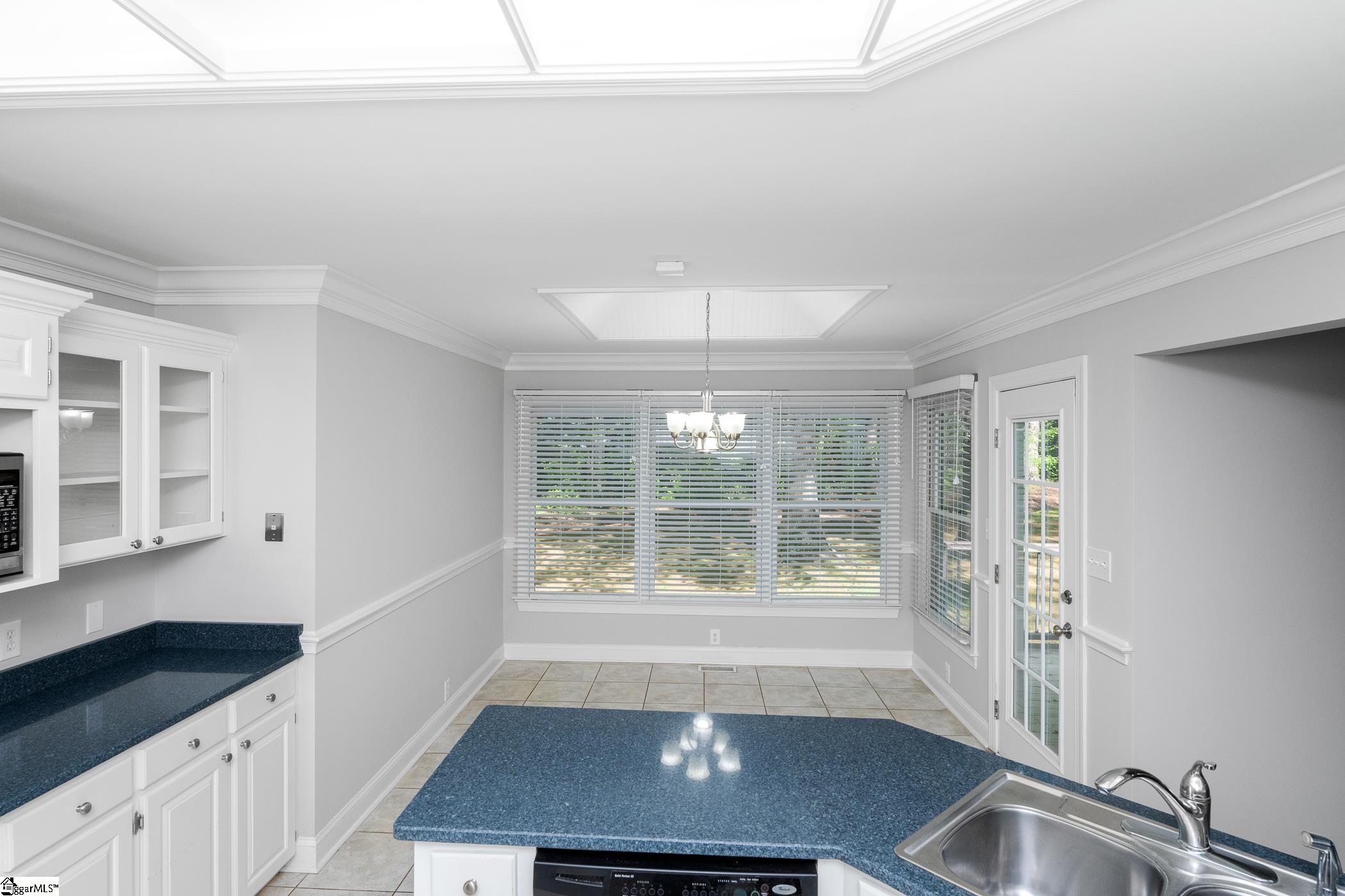 110 Robin Road Simpsonville, SC 29681 - Photo 13 of 30 Gallery Image 13