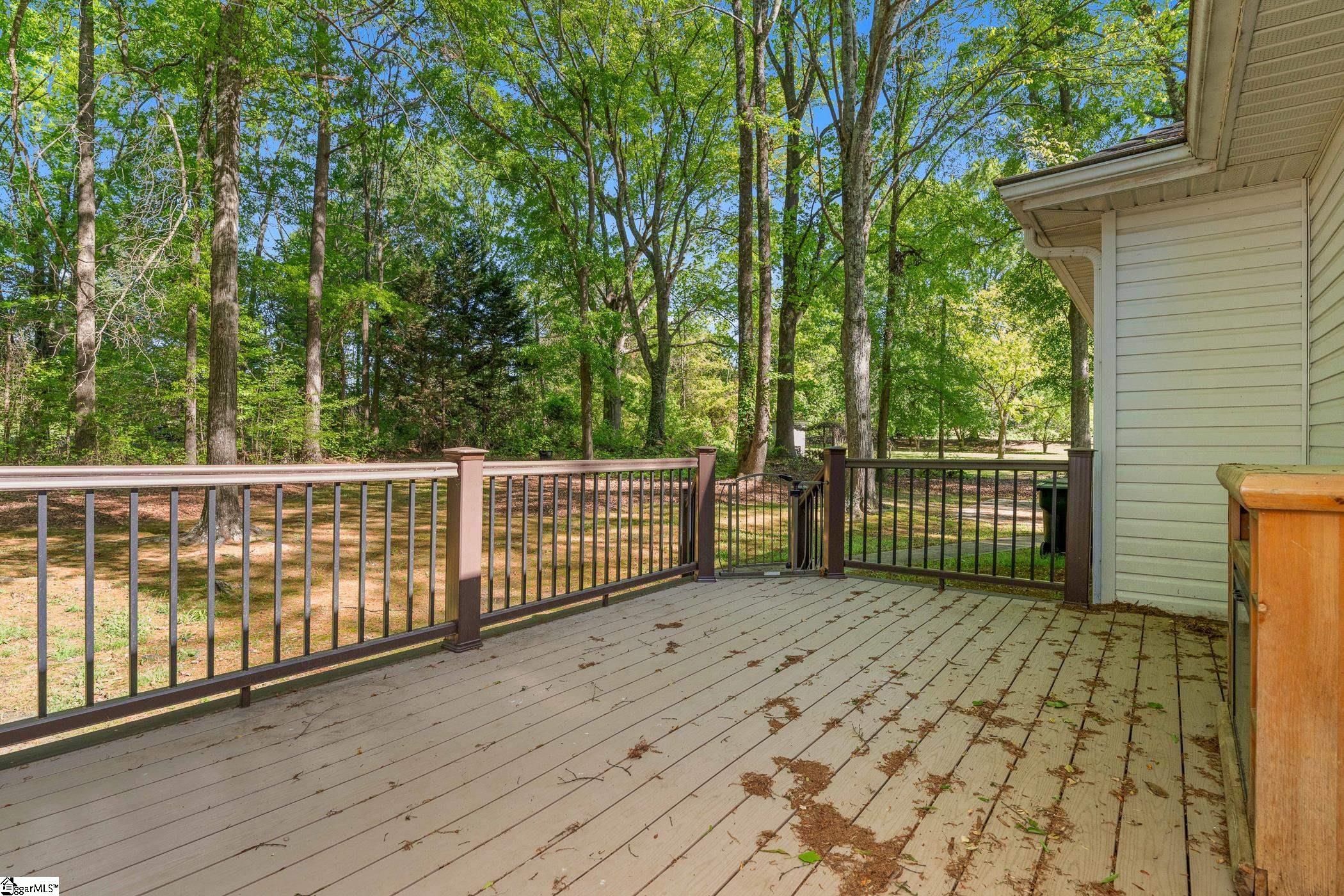 110 Robin Road Simpsonville, SC 29681 - Photo 26 of 30 Gallery Image 26