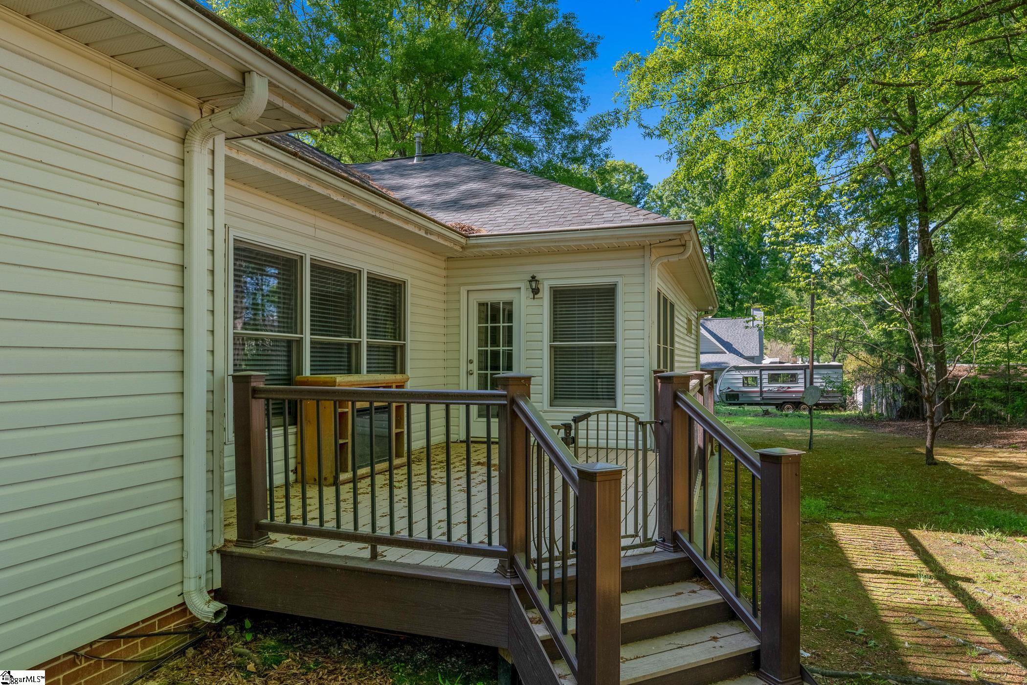 110 Robin Road Simpsonville, SC 29681 - Photo 27 of 30 Gallery Image 27