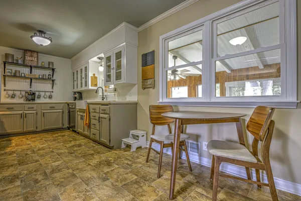 $315,000 | 108 Mark Drive Northeast, Hutchinson, MN 55350