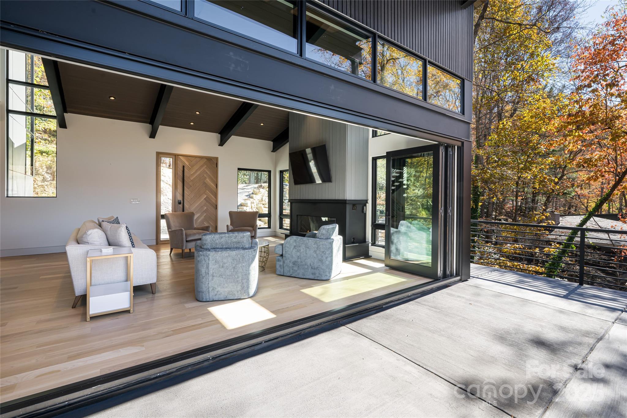 371 Oklahoma Road Montreat, NC 28711 - Photo 14 of 48 a view of living room and patio area