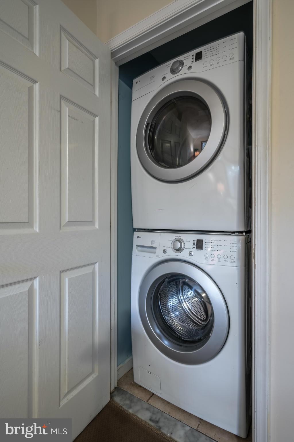 2402 Southgate Square Reston, VA 20191 - Photo 21 of 21 a utility room with dryer and washer