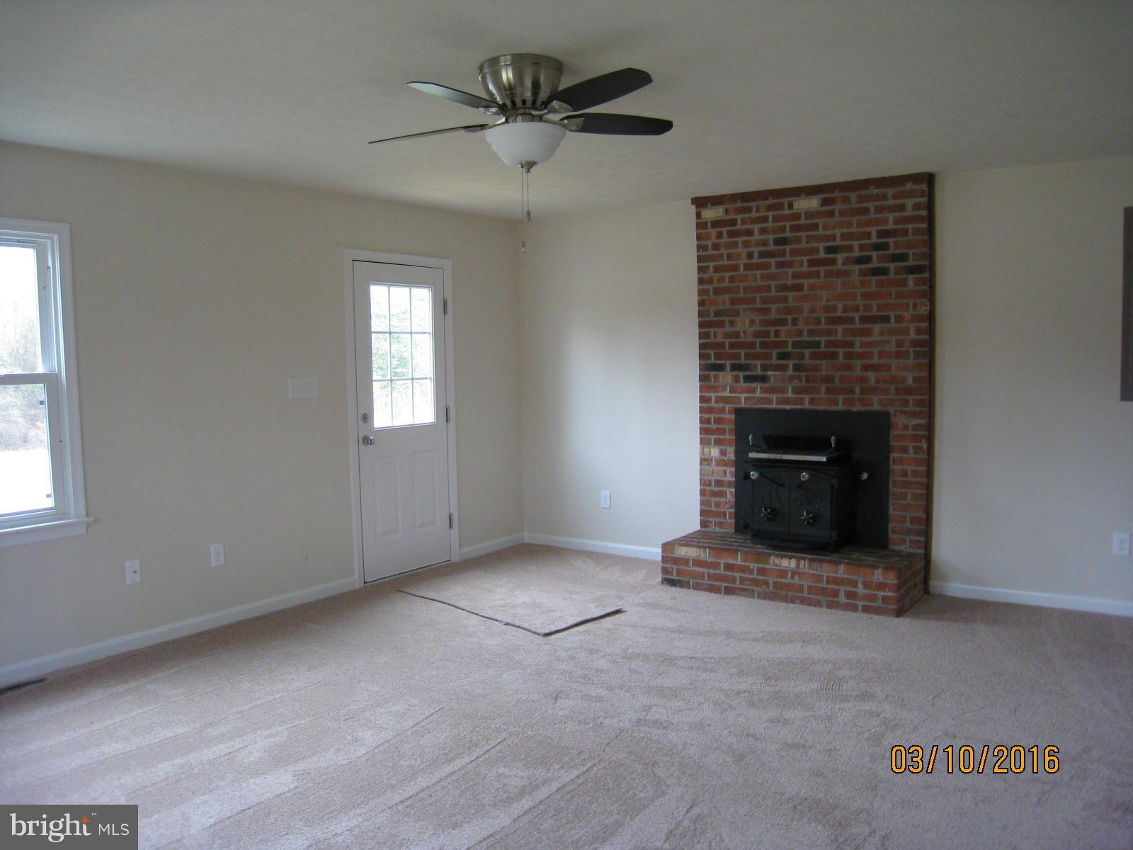 9026 Dahlgren Road King George, VA 22485 - Photo 7 of 23 Family Room