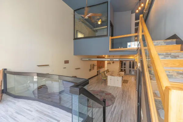 $400,000 | 301 Main Street, Unit D, Evansville, IN 47708