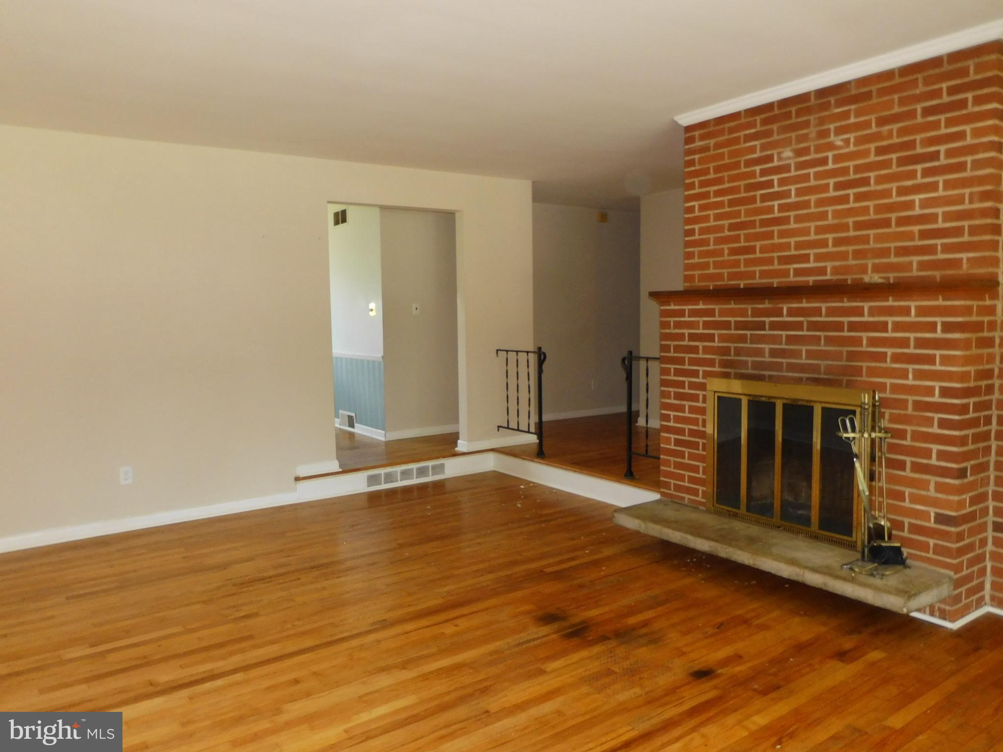 13 Hilton Road Wilmington, DE 19810 - Photo 3 of 14 Gallery Image 3