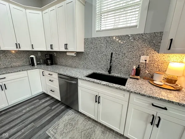 $375,000 | 378 Mill Spring Court, Fillmore, IN 46128