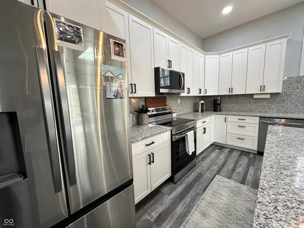 $375,000 | 378 Mill Spring Court, Fillmore, IN 46128