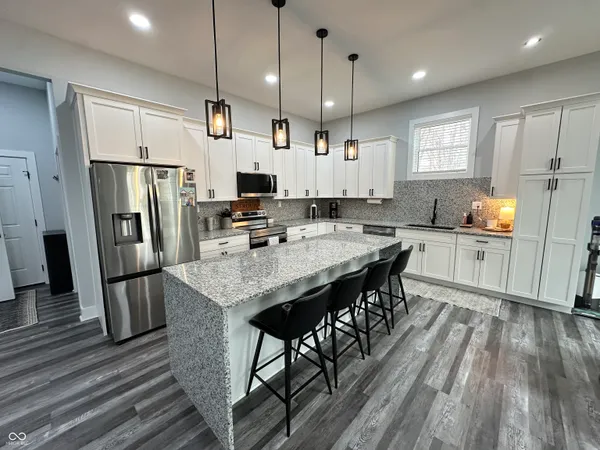 $375,000 | 378 Mill Spring Court, Fillmore, IN 46128