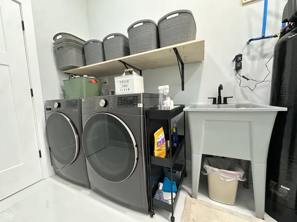 $375,000 | 378 Mill Spring Court, Fillmore, IN 46128