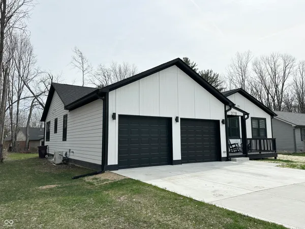 $375,000 | 378 Mill Spring Court, Fillmore, IN 46128