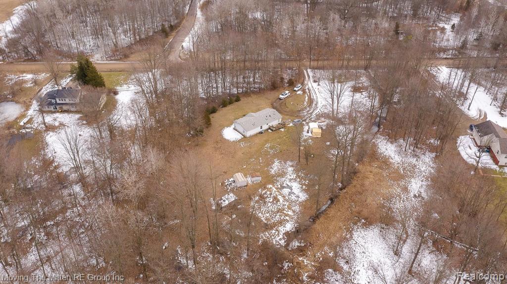 28400 Elwell Road Belleville, MI 48111 - Photo 3 of 35